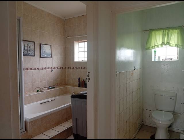 3 BEDROOM HOUSE FOR SALE IN MOUNTAIN VIEW
